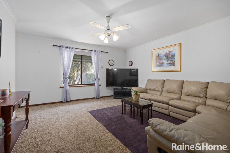 Photo - 2/8 Parker Avenue, Strathalbyn SA 5255 - Image 3