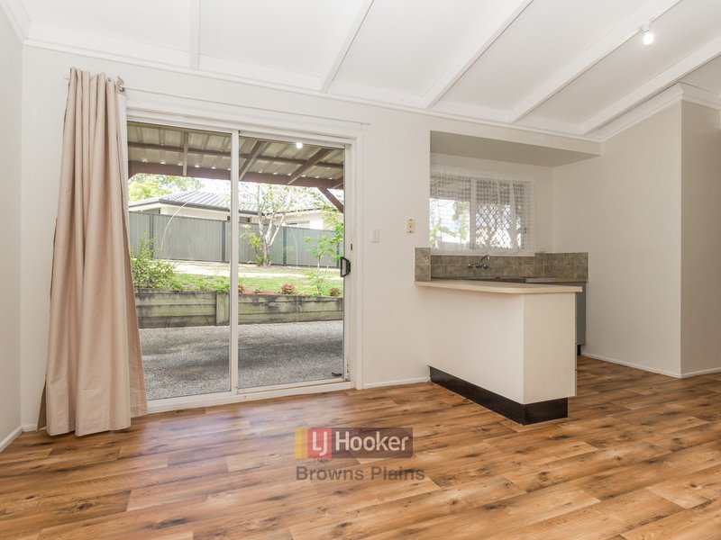 Photo - 28 Parklands Drive, Boronia Heights QLD 4124 - Image 4