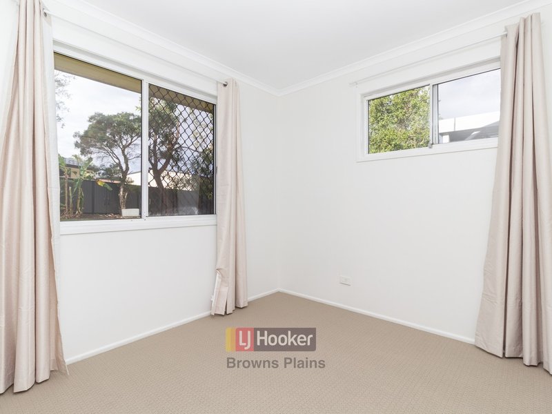 Photo - 28 Parklands Drive, Boronia Heights QLD 4124 - Image 7