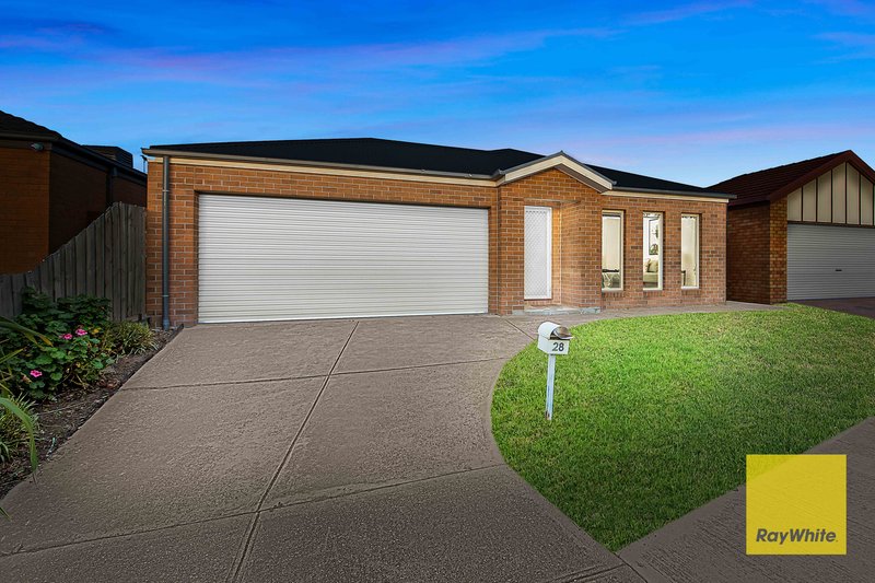 Photo - 28 Parklea Way, Tarneit VIC 3029 - Image 2