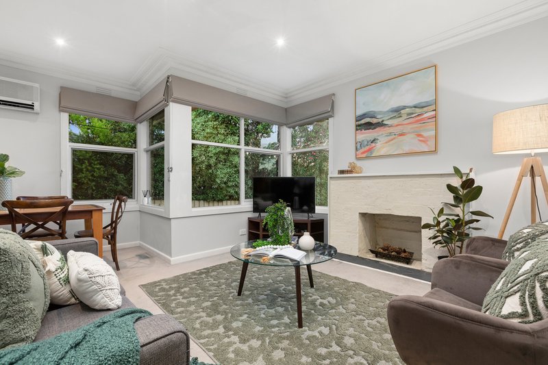 Photo - 28 Parnell Street, Cheltenham VIC 3192 - Image 2