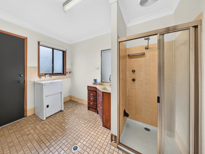 Photo - 28 Parraweena Road, Gwandalan NSW 2259 - Image 5