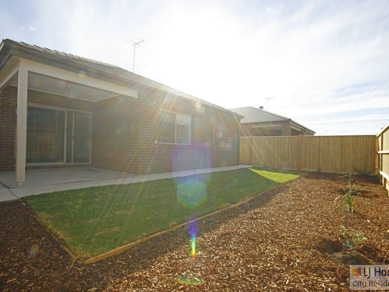 Photo - 28 Pendulum Street, Truganina VIC 3029 - Image 10