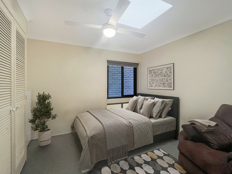 Photo - 28 Pennant Street, Jamboree Heights QLD 4074 - Image 12