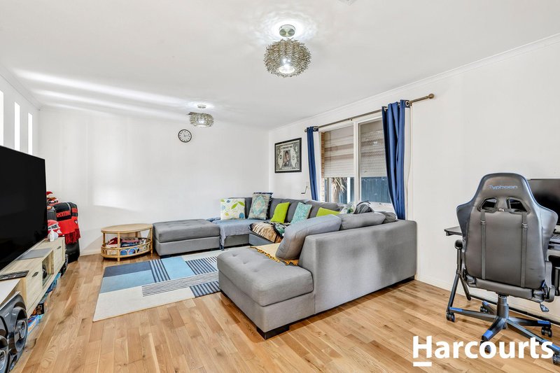 Photo - 28 Perkins Avenue, Hoppers Crossing VIC 3029 - Image 4