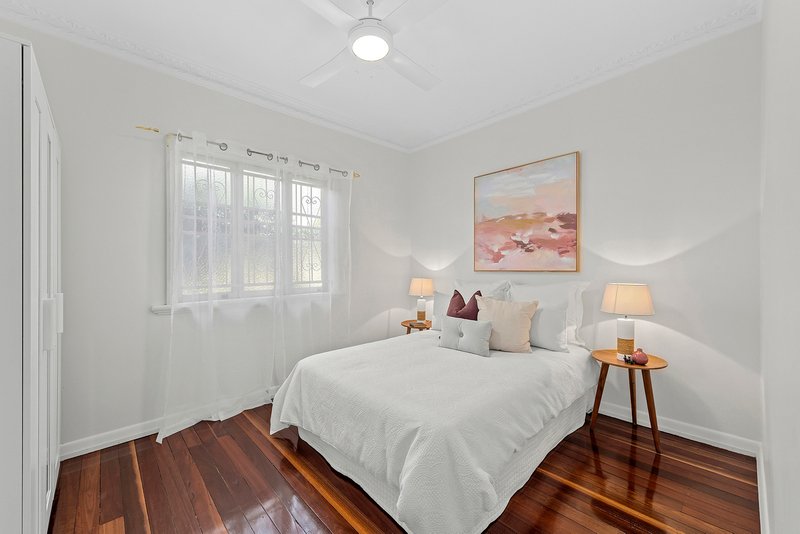 Photo - 28 Peterson Street, Woolloongabba QLD 4102 - Image 9