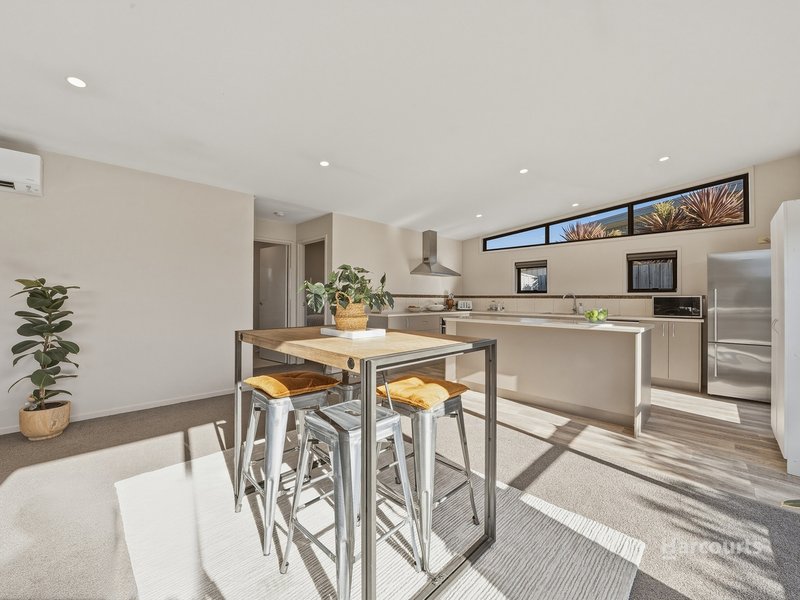 Photo - 2/8 Phemie Court, Brighton TAS 7030 - Image 6