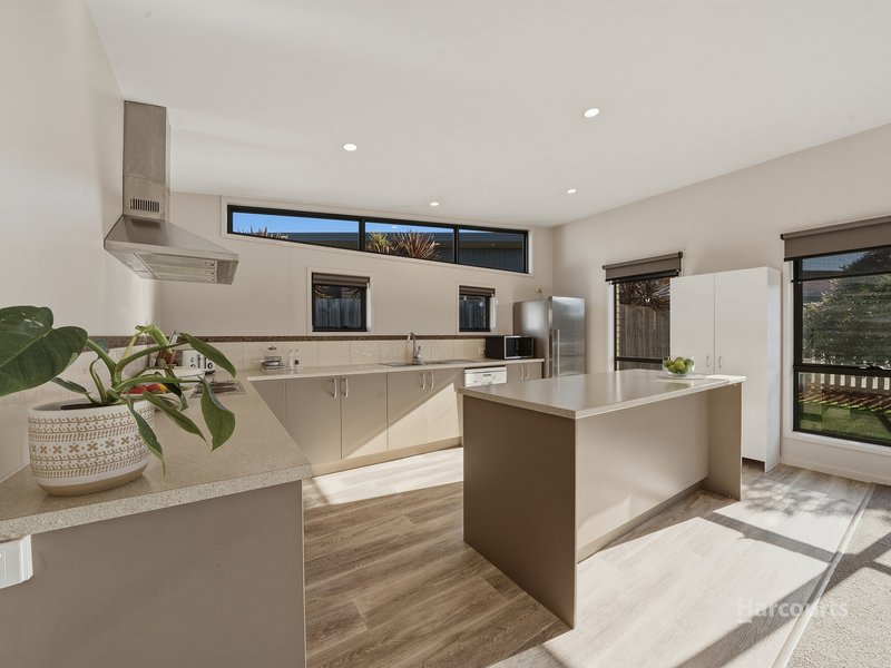 Photo - 2/8 Phemie Court, Brighton TAS 7030 - Image 9