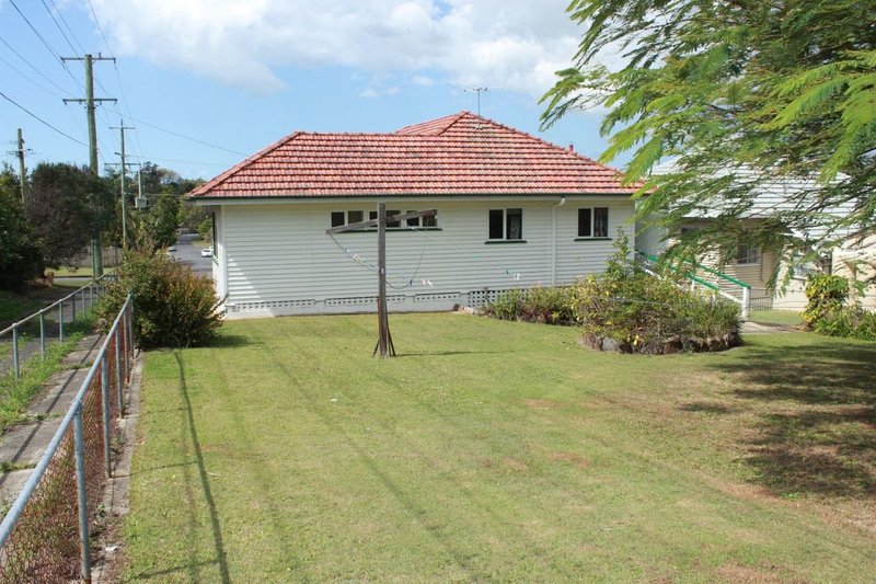 Photo - 28 Pilliga Street, Wavell Heights QLD 4012 - Image 5