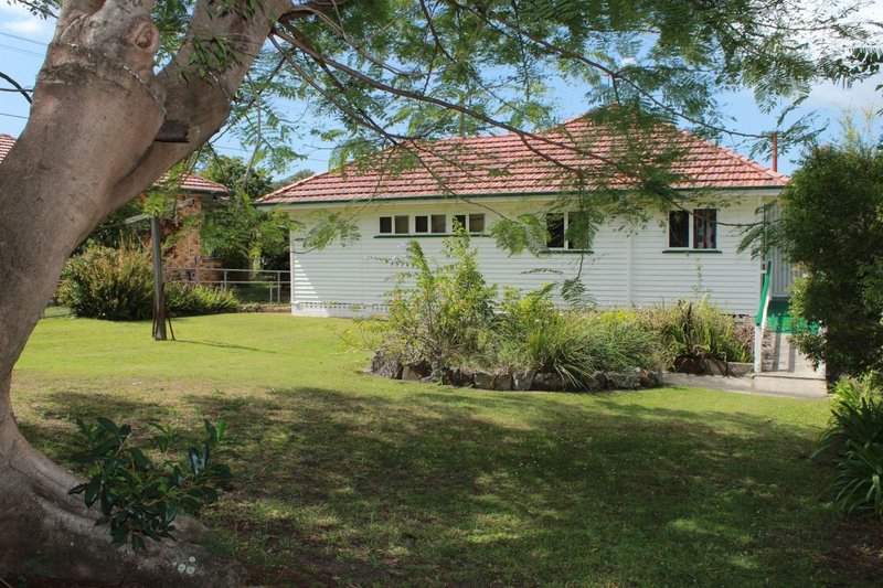 Photo - 28 Pilliga Street, Wavell Heights QLD 4012 - Image 7