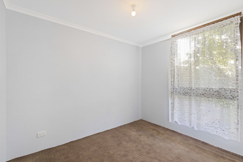 Photo - 28 Pilot Crescent, Seaford SA 5169 - Image 18