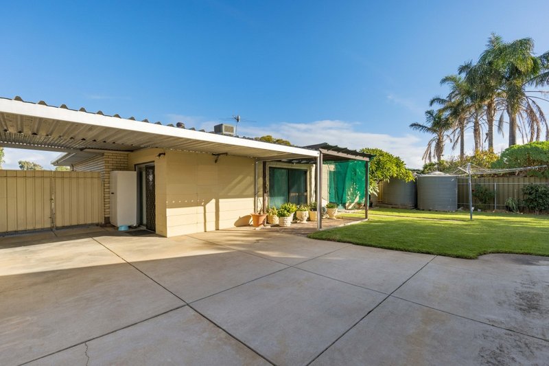 Photo - 28 Pilot Crescent, Seaford SA 5169 - Image 20