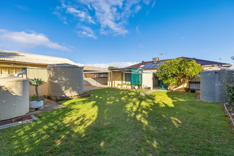 Photo - 28 Pilot Crescent, Seaford SA 5169 - Image 21