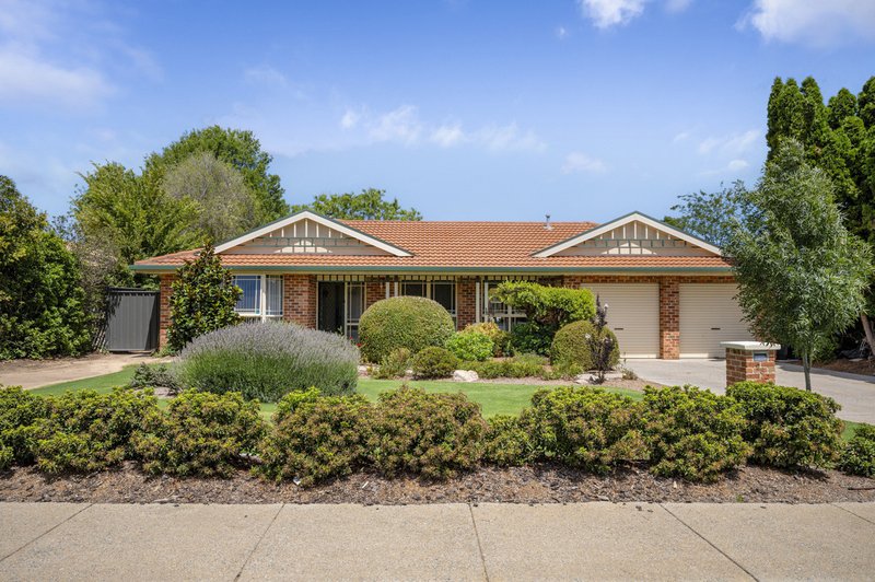 Photo - 28 Preddey Way, Gordon ACT 2906 - Image 2