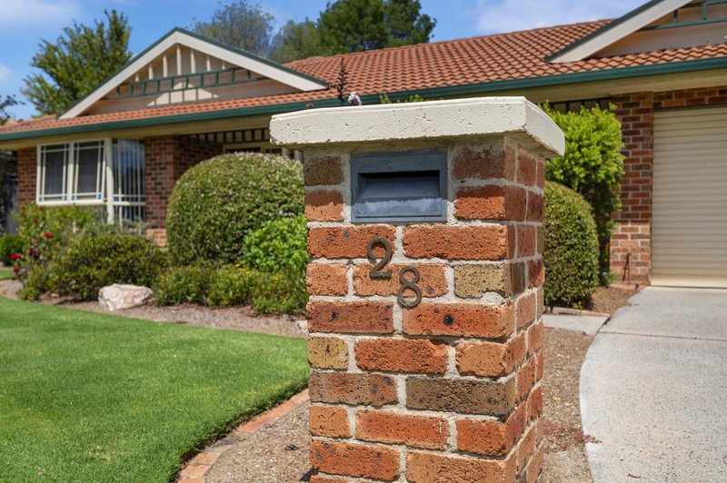 Photo - 28 Preddey Way, Gordon ACT 2906 - Image 3