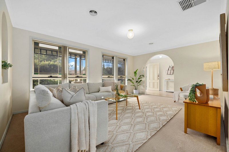 Photo - 28 Preddey Way, Gordon ACT 2906 - Image 7