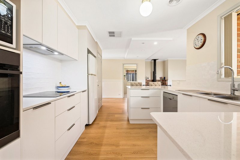 Photo - 28 Preddey Way, Gordon ACT 2906 - Image 10