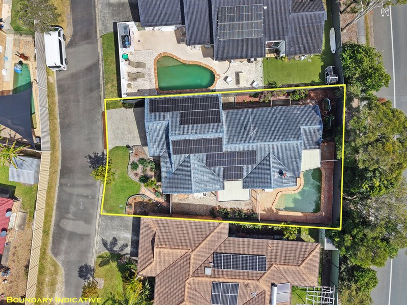 Photo - 28 Pristine Court, Varsity Lakes QLD 4227 - Image 2
