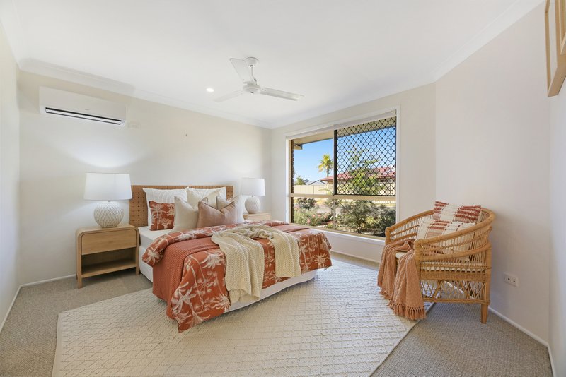 Photo - 28 Pristine Court, Varsity Lakes QLD 4227 - Image 16