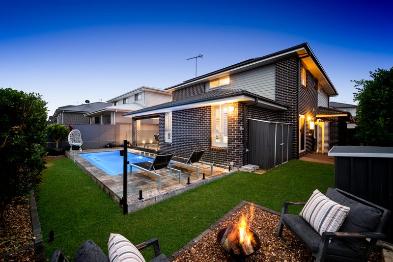 Photo - 28 Prospect Avenue, Glenmore Park NSW 2745 - Image 3