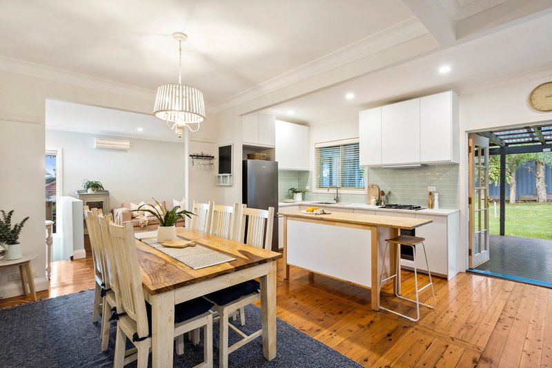 Photo - 28 Prospect Street, Mount Saint Thomas NSW 2500 - Image 4