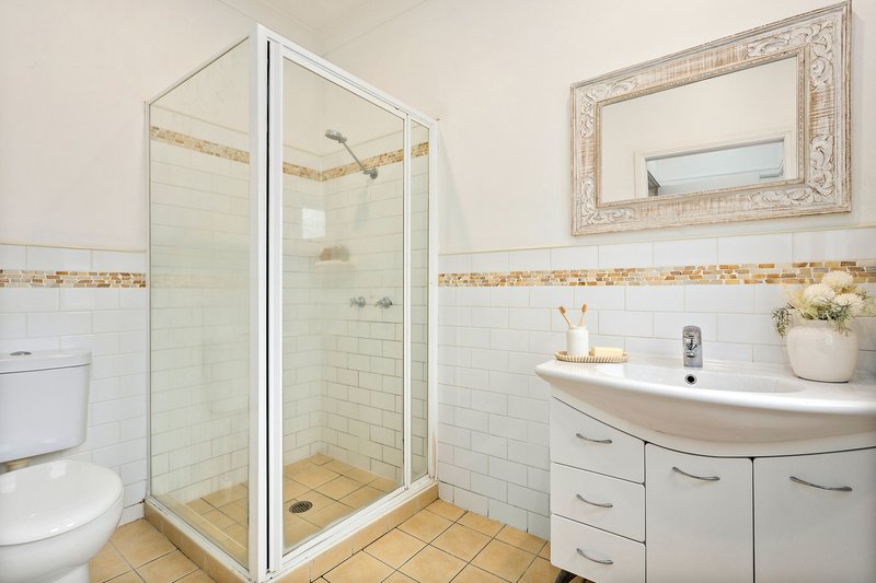 Photo - 28 Prospect Street, Mount Saint Thomas NSW 2500 - Image 10