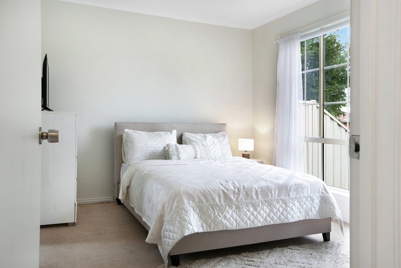 Photo - 28 Queenscliff Road, Thomastown VIC 3074 - Image 9