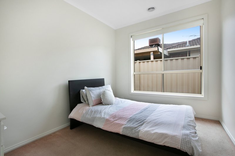 Photo - 28 Queenscliff Road, Thomastown VIC 3074 - Image 11