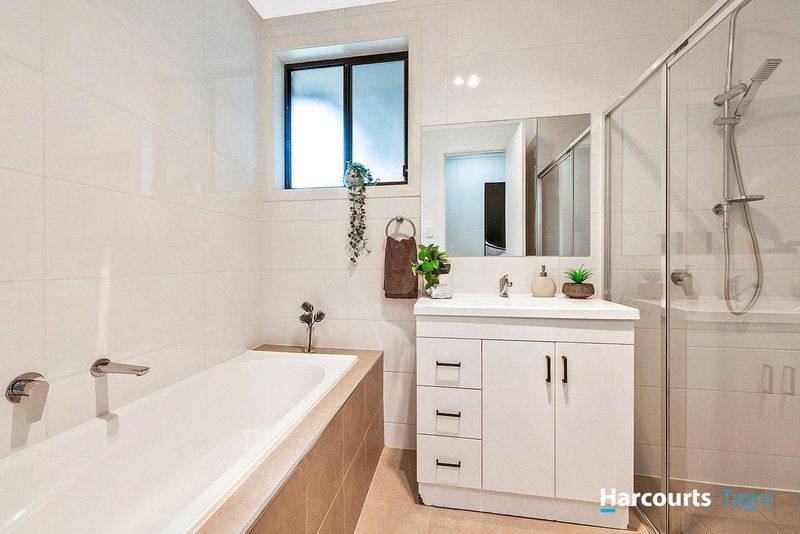 Photo - 28 Radnor Street, Morphett Vale SA 5162 - Image 11