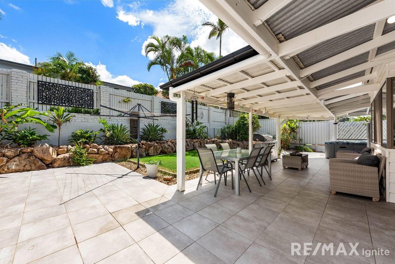 Photo - 28 Raeside Street, Westlake QLD 4074 - Image 3