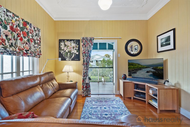 Photo - 28 Rakeevan Road, Graceville QLD 4075 - Image 10