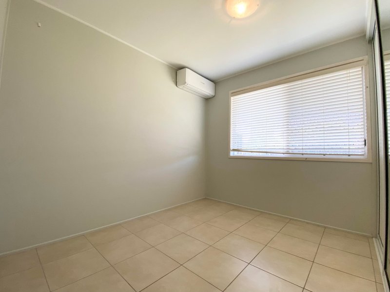 Photo - 28 Rasmussen Avenue, Hay Point QLD 4740 - Image 11