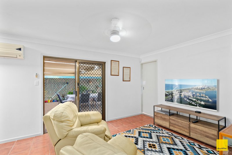 Photo - 28 Reading Drive, Alexandra Hills QLD 4161 - Image 7