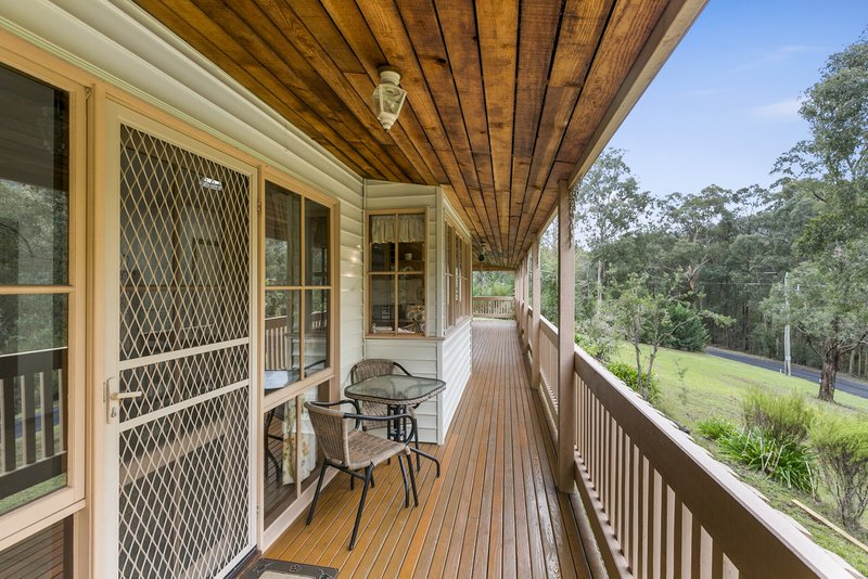 Photo - 28 Reefton Drive, Mcmahons Creek VIC 3799 - Image 16