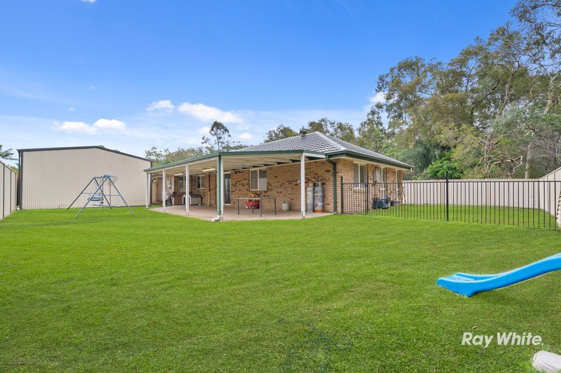 Photo - 28 Regal Drive, Regents Park QLD 4118 - Image 12