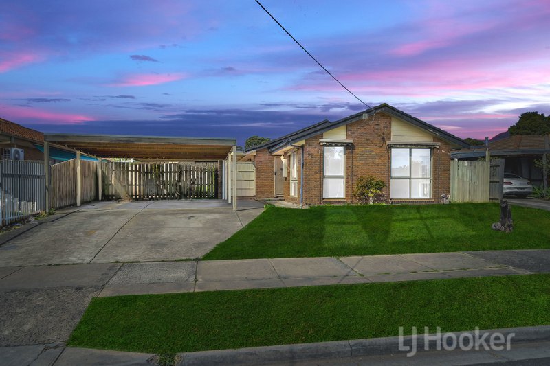 Photo - 28 Regans Road, Hampton Park VIC 3976 - Image 1