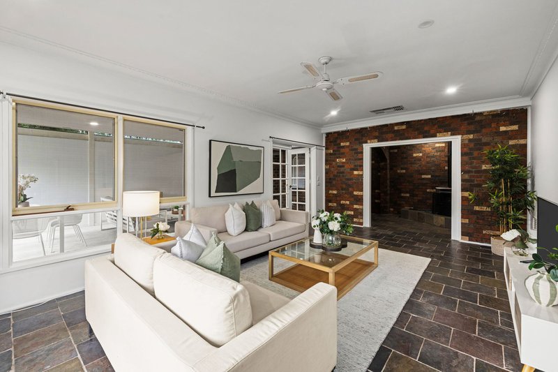Photo - 28 Renwick Road, Ferntree Gully VIC 3156 - Image 8