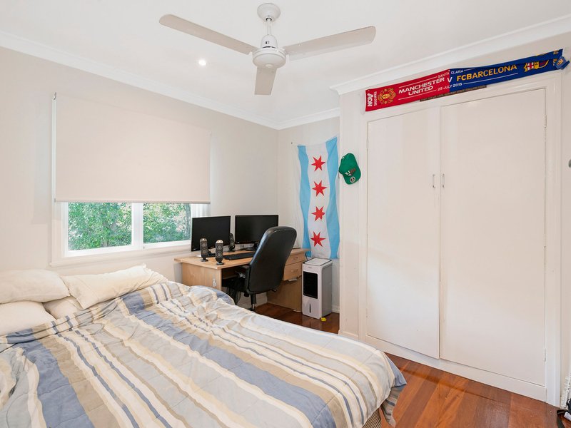 Photo - 28 Reuben Street, Holland Park QLD 4121 - Image 17