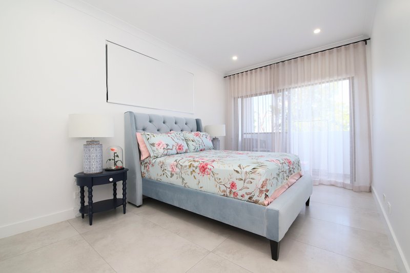 Photo - 28 Rex Road, Georges Hall NSW 2198 - Image 10