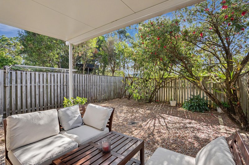Photo - 2/8 Rise Circuit, Pacific Pines QLD 4211 - Image 2
