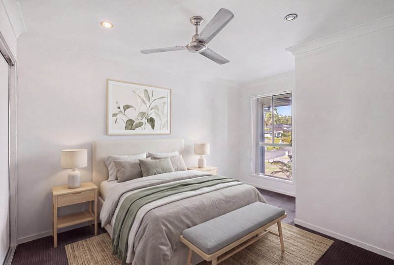 Photo - 2/8 Rise Circuit, Pacific Pines QLD 4211 - Image 8