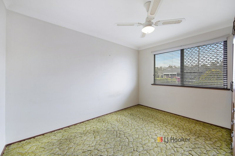 Photo - 28 Rolfe Avenue, Kanwal NSW 2259 - Image 6