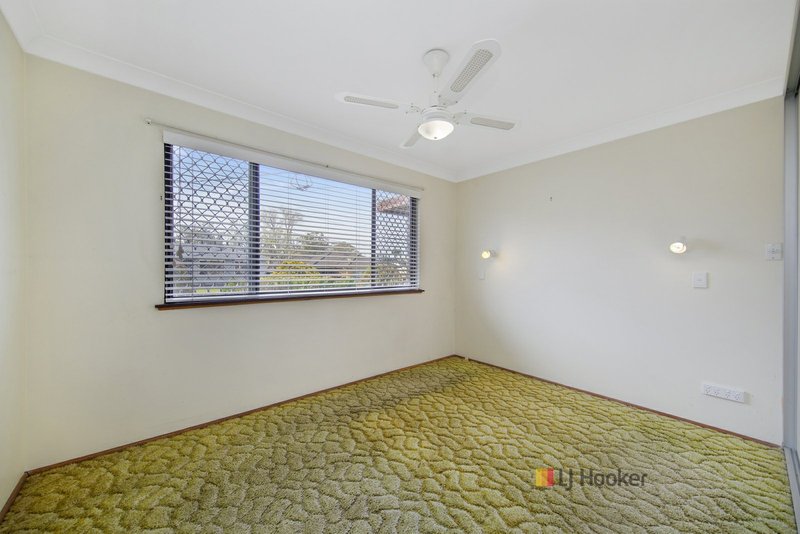 Photo - 28 Rolfe Avenue, Kanwal NSW 2259 - Image 7