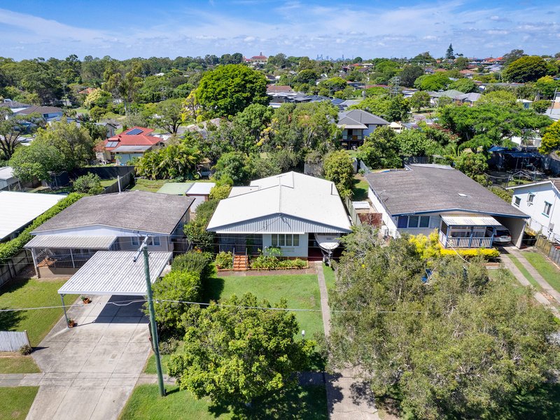 Photo - 28 Roscommon Road, Boondall QLD 4034 - Image 14