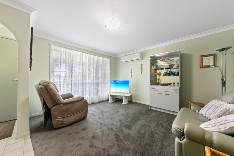 Photo - 28 Rosemount Avenue, Lake Munmorah NSW 2259 - Image 6