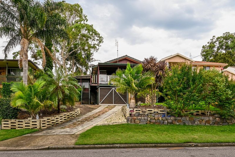 Photo - 28 Roy Avenue, Bolton Point NSW 2283 - Image 2