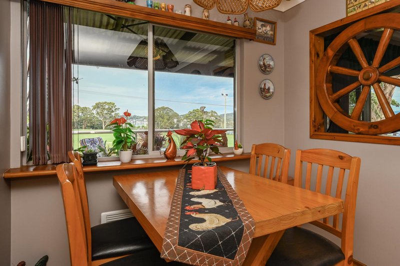 Photo - 28 Roy Avenue, Bolton Point NSW 2283 - Image 10