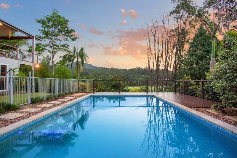 Photo - 28 Rusty Court, Tallebudgera Valley QLD 4228 - Image 6