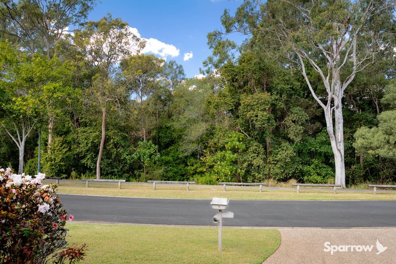 Photo - 28 Samba Place, Underwood QLD 4119 - Image 3