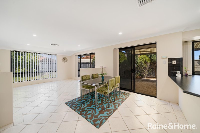 Photo - 28 San Lorenzo Boulevard, Ellenbrook WA 6069 - Image 23